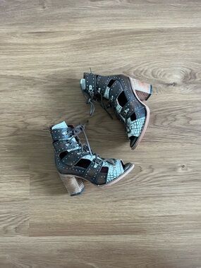 Freebird Brandy Brown and Cream Lace-Up Cutout Block Heel Sandals